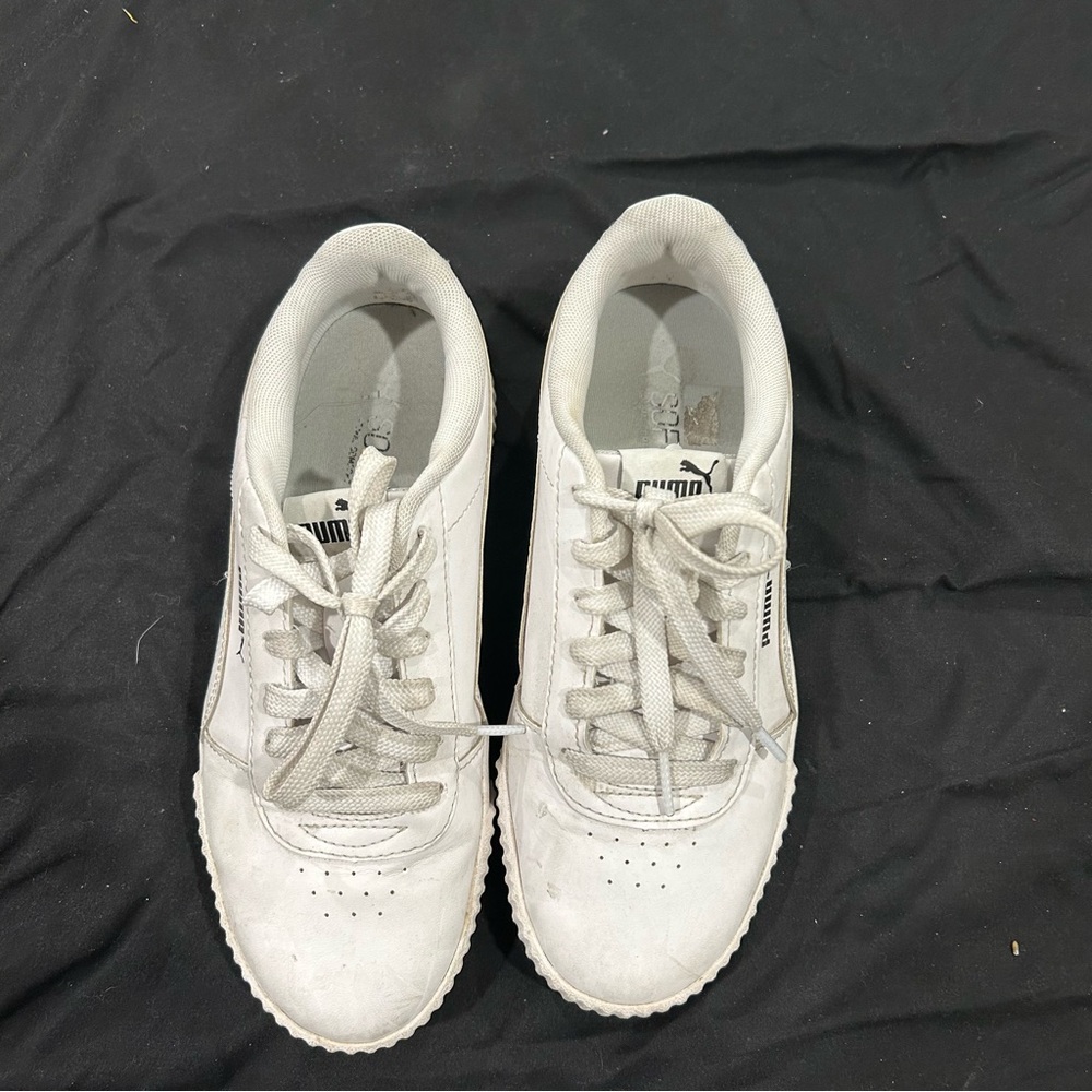 Lightly Used White Puma Sneakers